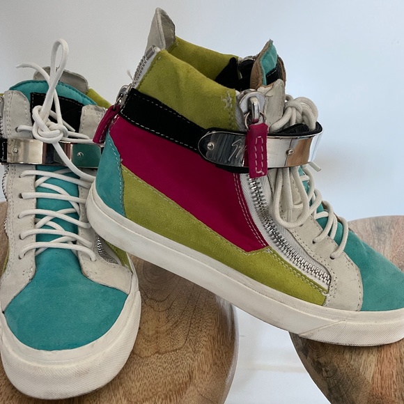 Giuseppe Zanotti - Picture 1 of 6